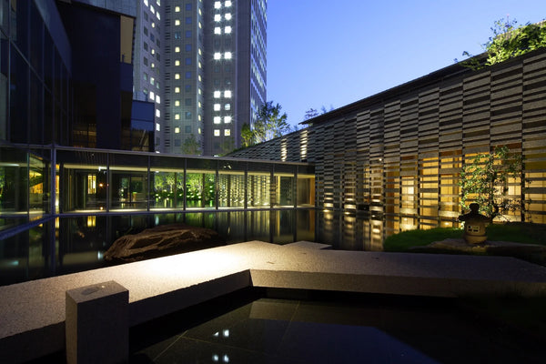 Three Exclusive Hotels Serve Satisfaction with SAKE HUNDRED